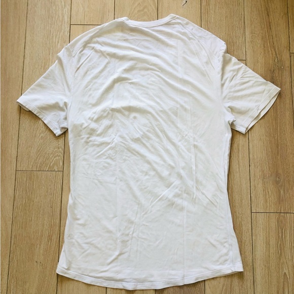Lululemon Henley Fitted T Shirt in White - Picture 3 of 9